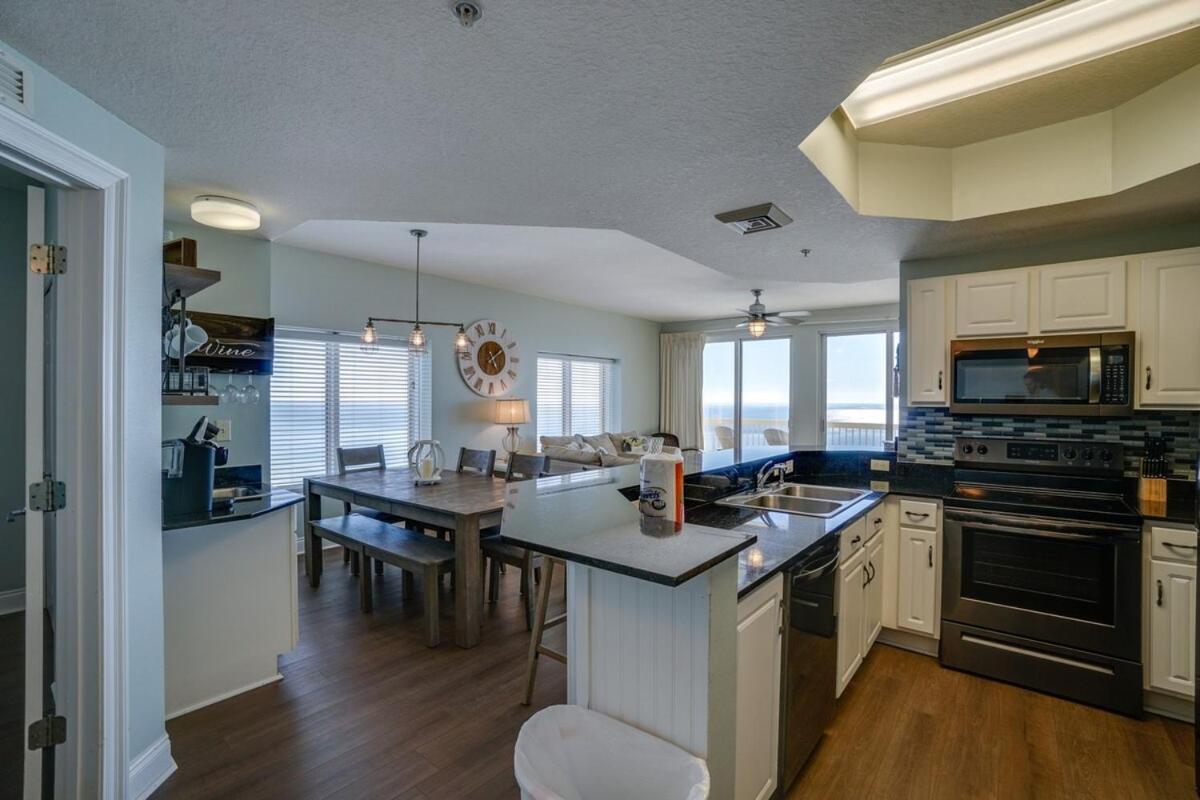 Apartment Calypso 1401e 3br 3ba Corner Unit Direct Gulf Front High Demand