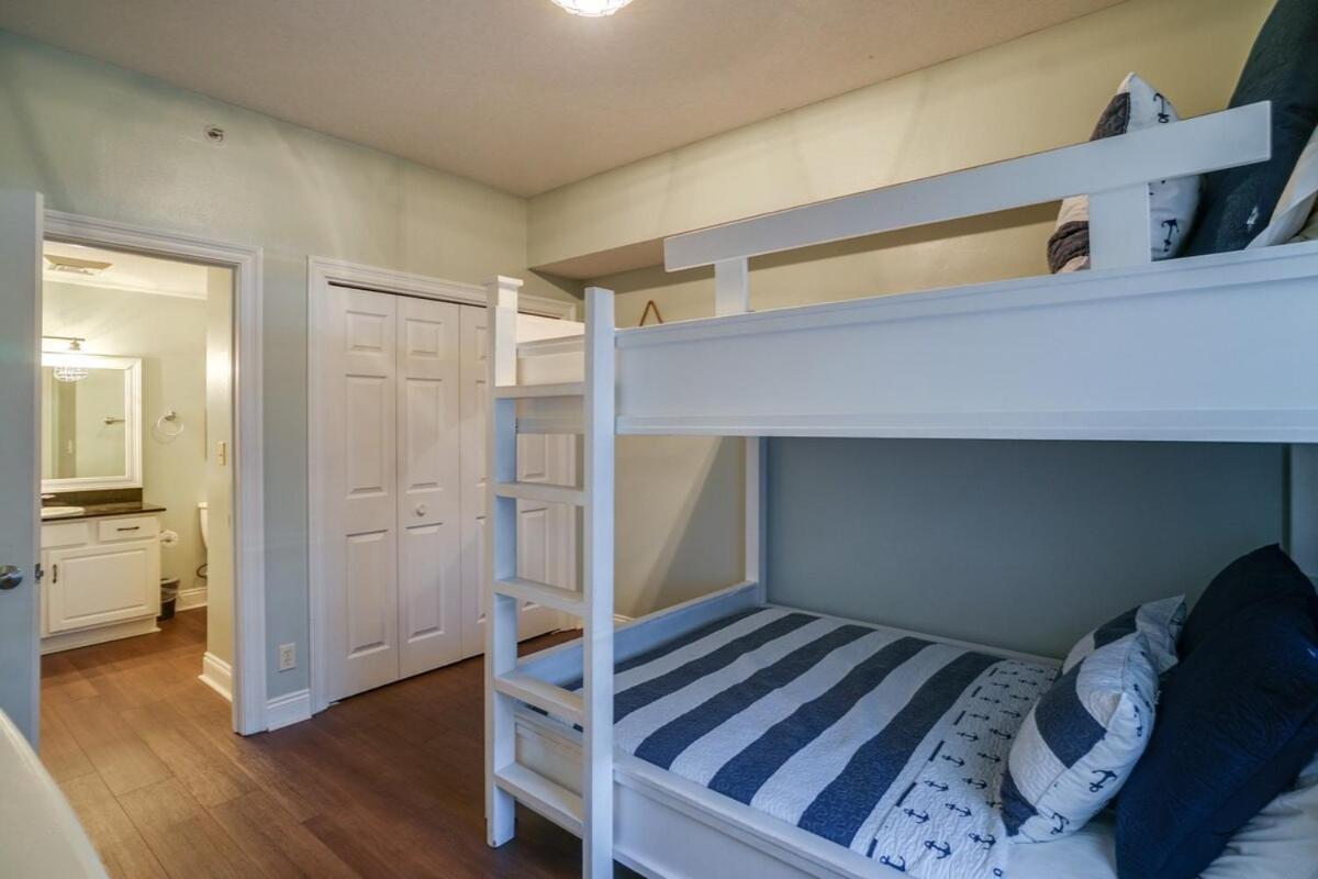 Calypso 1401e 3br 3ba Corner Unit Direct Gulf Front High Demand Apartment Panama City Beach