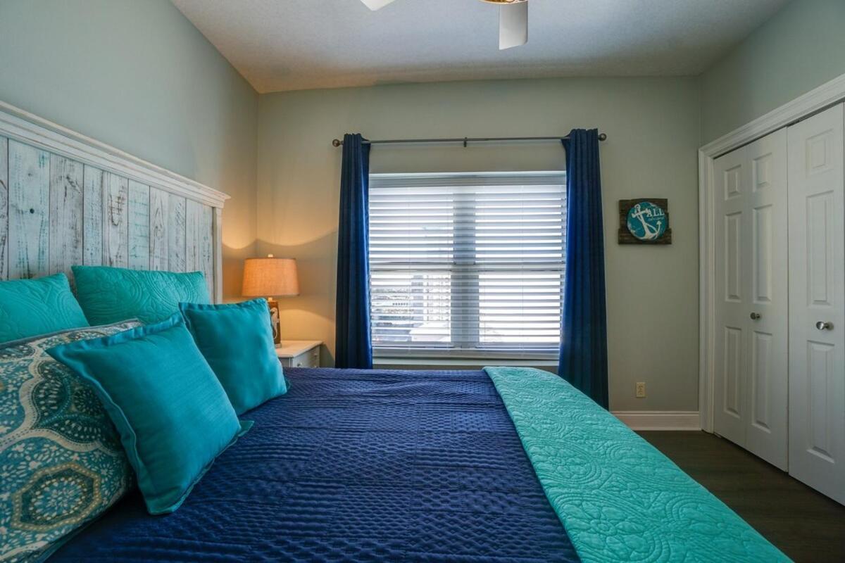 Apartment Calypso 1401e 3br 3ba Corner Unit Direct Gulf Front High Demand Panama City Beach